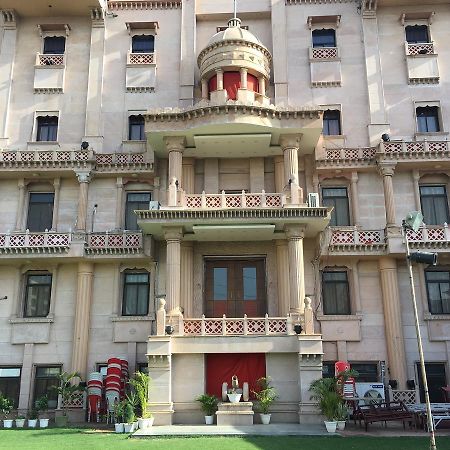 Kailash Presidency Hotel Bhopal Exterior foto